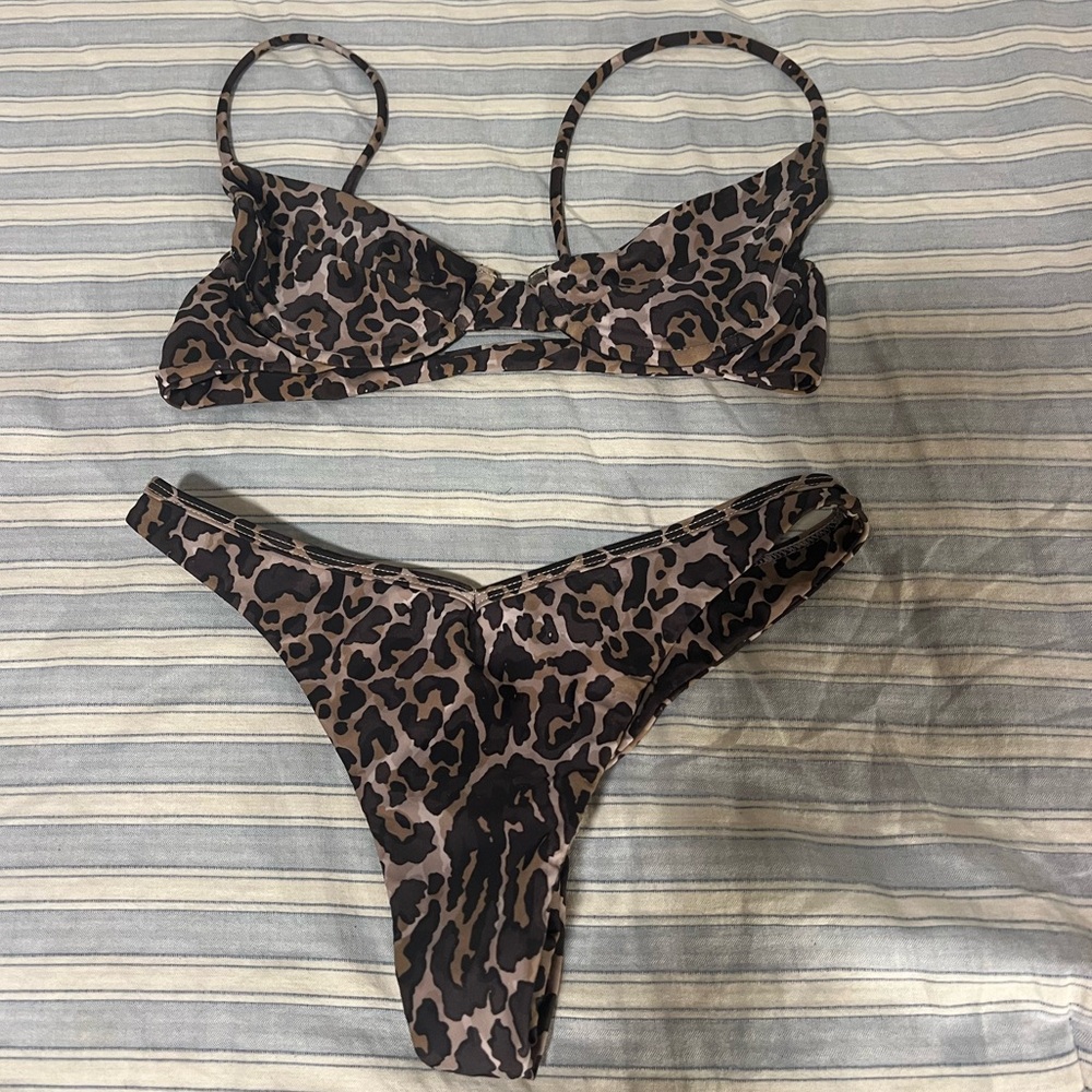 COPY - Benoa feline set